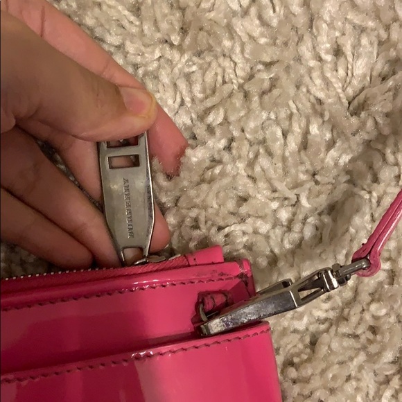 Handbag - Picture 2 of 6